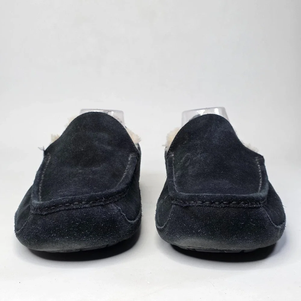 UGG Ascot Men's Slippers Size 12 UK11 Black Suede Shearling Lined Moccasin Shoes